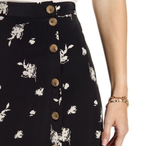 Something Navy High Waist Midi Skirt In Black Etch - Picture 3 of 9